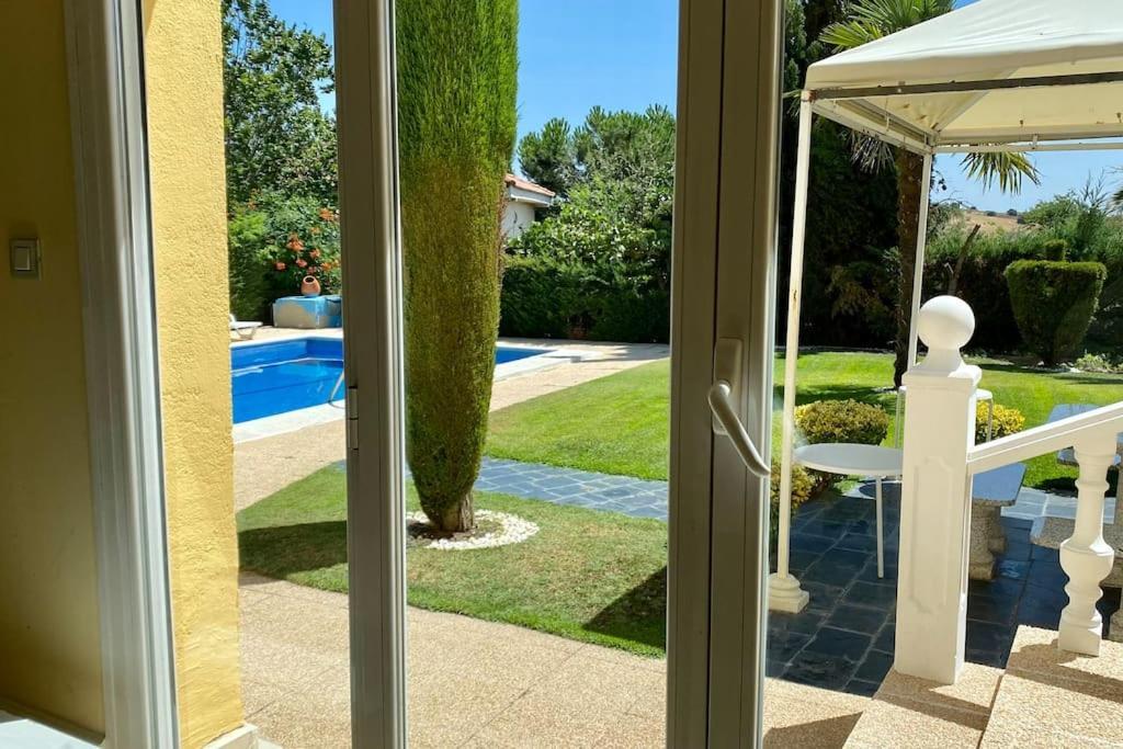 Madrid City Modern Apartment In Villa, Free Wifi アロヨモリーノス エクステリア 写真
